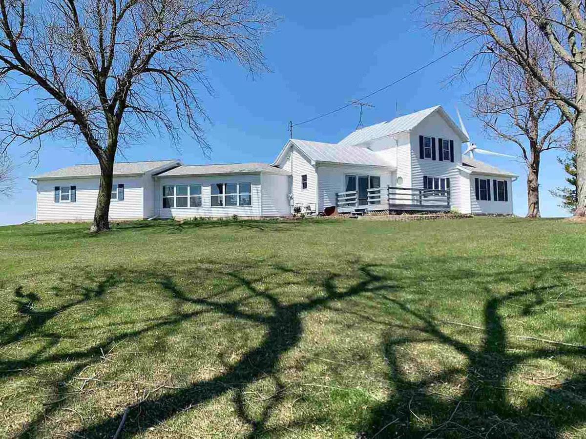 Randolph, WI 53956,N8103 E Friesland Rd