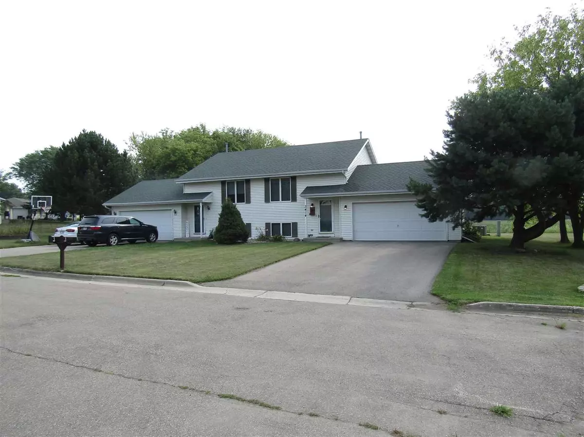 Janesville, WI 53545,3414-3416 Coventry Dr