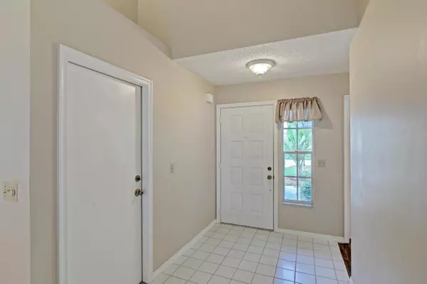 Wellington, FL 33414,2678 Bedford Mews DR