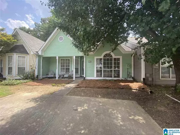 19 COTTAGE CIRCLE, Pelham, AL 35124