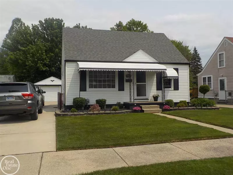 20505 Avalon, Saint Clair Shores, MI 48080