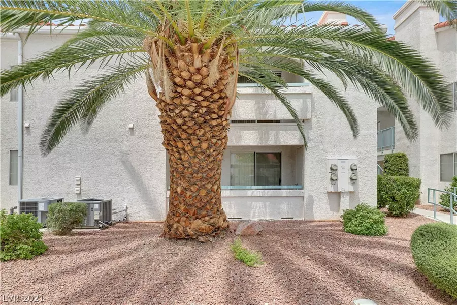 2725 S Nellis Boulevard #2033, Las Vegas, NV 89121