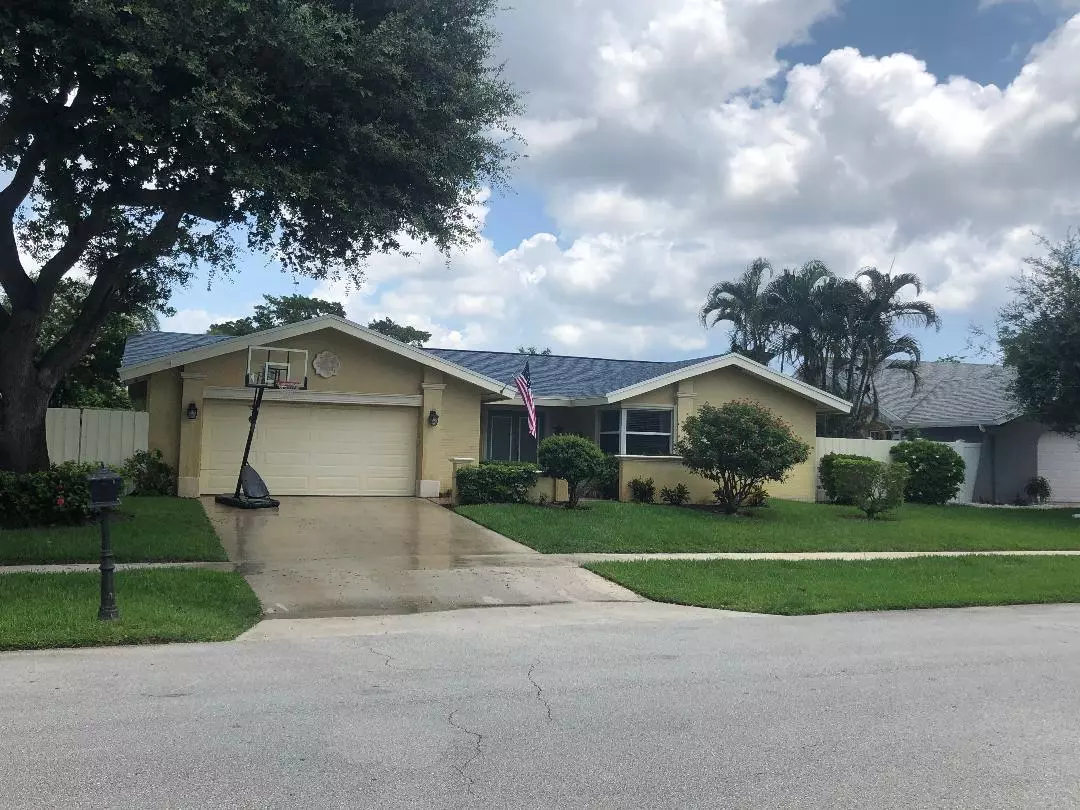 Boca Raton, FL 33487,4165 Birchwood DR