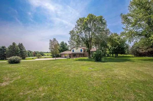 3544 Hwy 23, Dodgeville, WI 53533