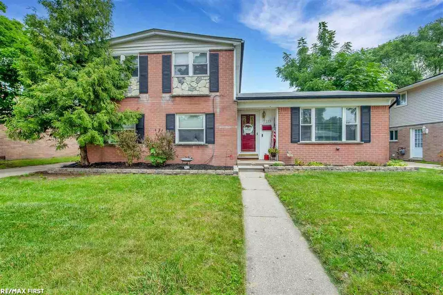 11239 Saar, Sterling Heights, MI 48314