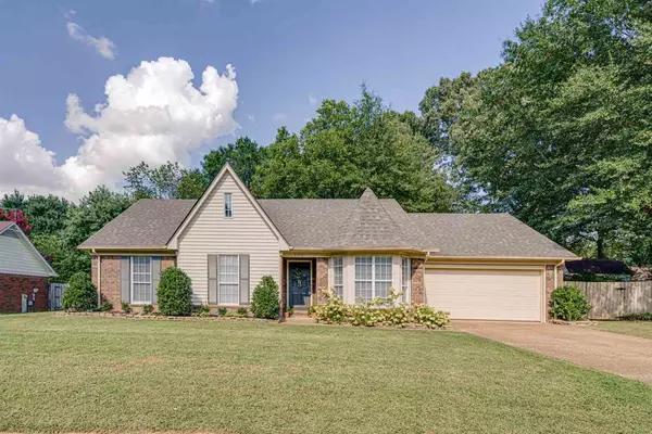 486 HARTS WAY DR, Collierville, TN 38017