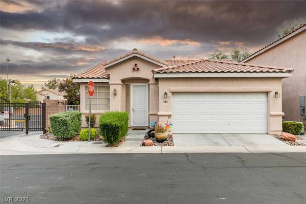 880 Clear Diamond Avenue, Las Vegas, NV 89123