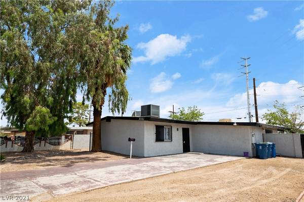 2301 S 17th Street, Las Vegas, NV 89104