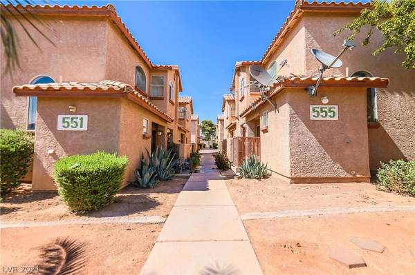 555 Roxella #B, Las Vegas, NV 89110