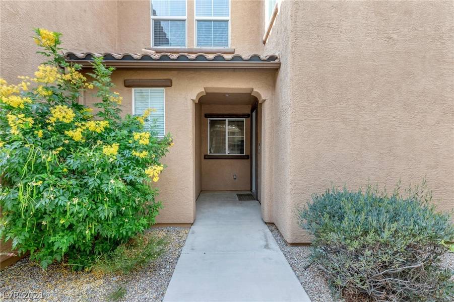 6250 W Arby Avenue #158, Las Vegas, NV 89118