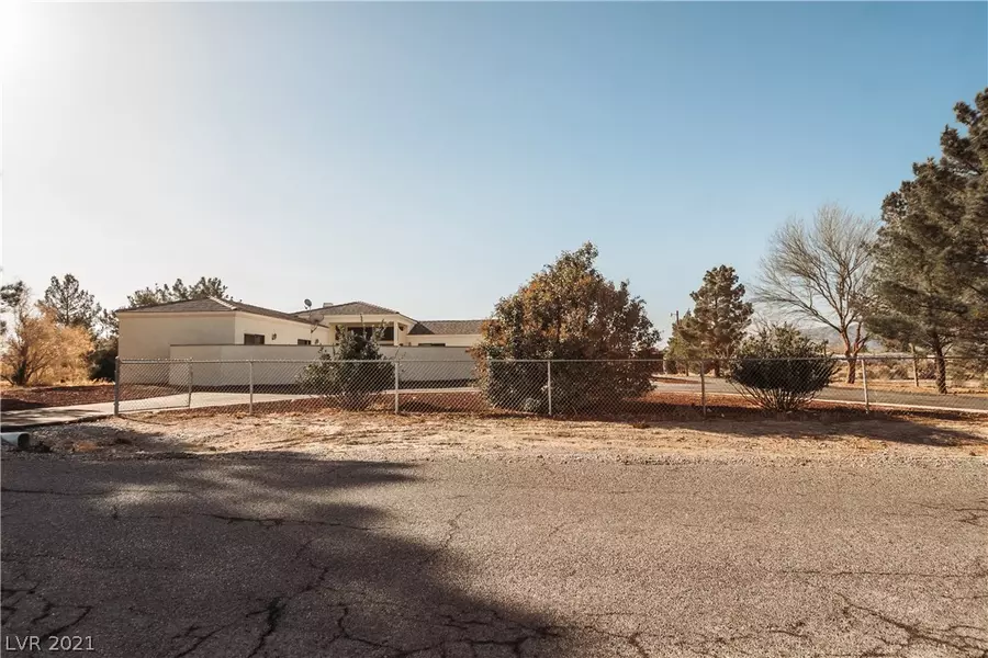 2221 Bridger Street, Pahrump, NV 89048