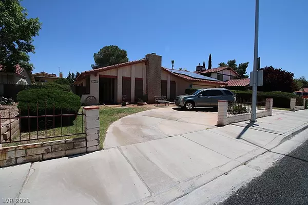 3882 Lindell Road, Las Vegas, NV 89103