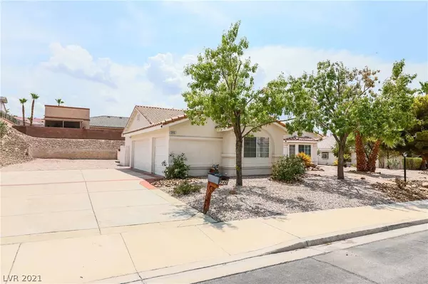 Henderson, NV 89011,946 Verdite Avenue