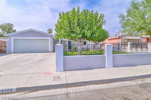 1105 Bull Run Avenue, North Las Vegas, NV 89030