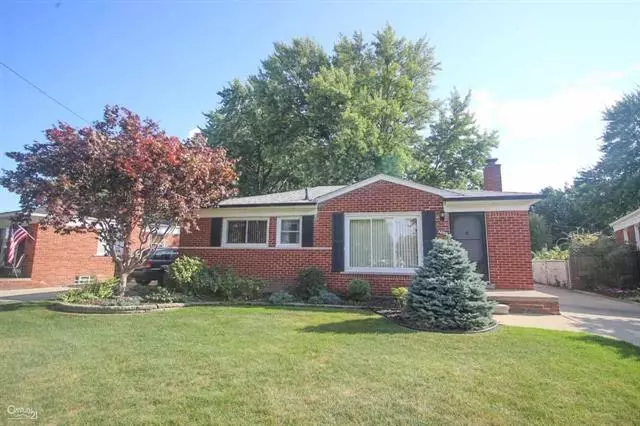 24313 STAR VALLEY, St. Clair Shores, MI 48080