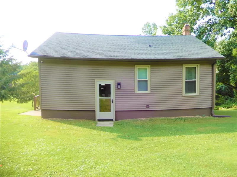 45 Griffin Road, Sandy Lake, PA 16145