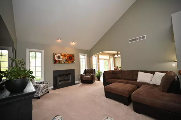 Oconomowoc, WI 53066,943 Prairieview Cir