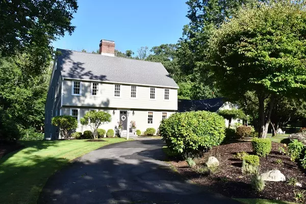 Lynnfield, MA 01940,30 Heritage Lane