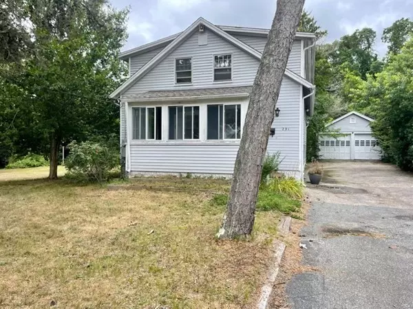 291 Sea St, Dennis, MA 02639