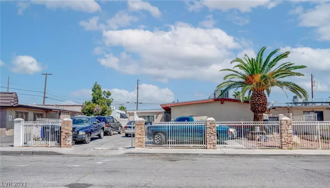 2504 Reynolds Avenue, North Las Vegas, NV 89030