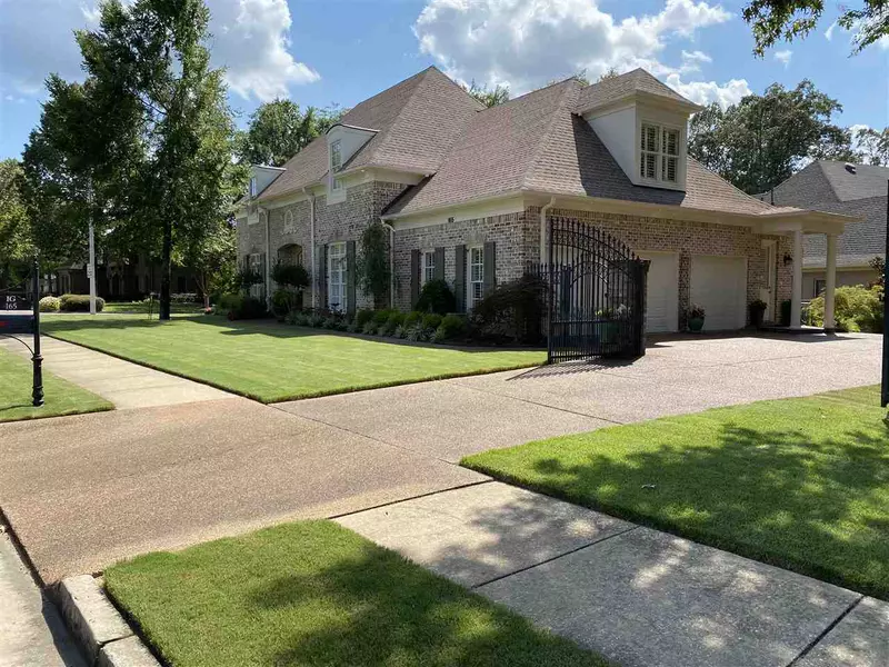 165 IVY BROOK LN, Collierville, TN 38017