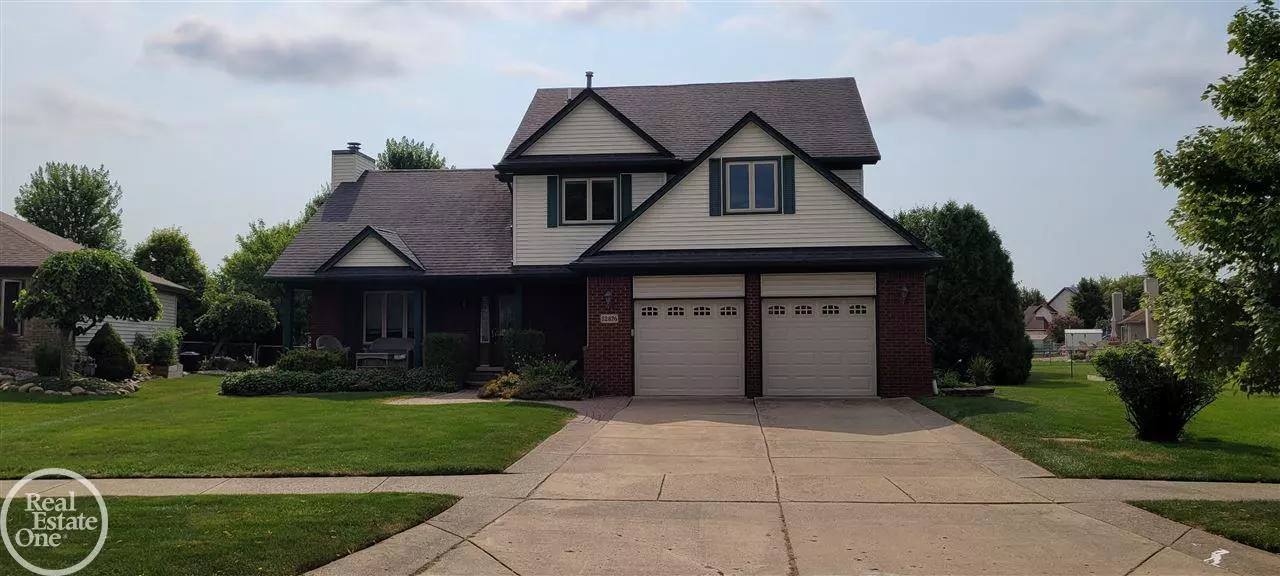 52876 Burgess, Chesterfield, MI 48047