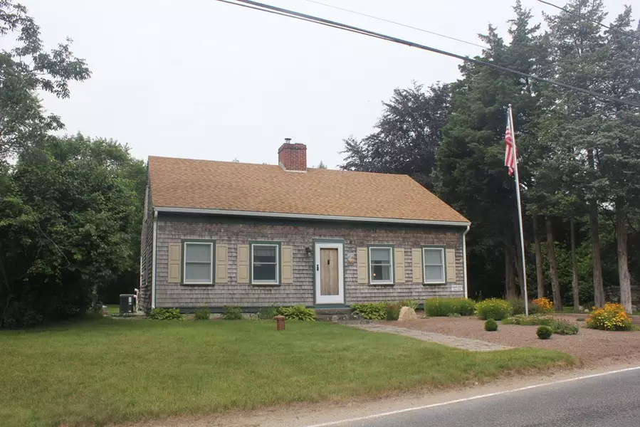 203 Keene Rd, Acushnet, MA 02743