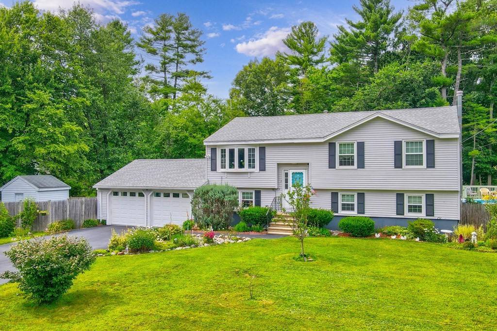 7 Village Ln, Billerica, MA 01862