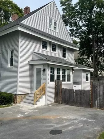 Hopedale, MA 01747,10 Maple St