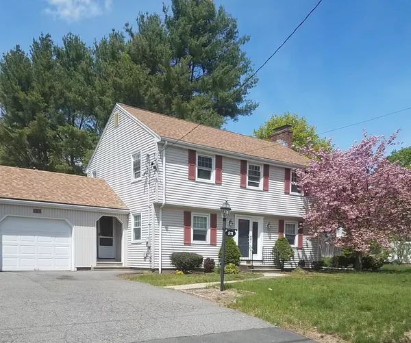 511 Central Ave, Needham, MA 02494