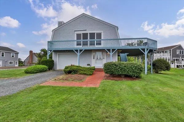 Yarmouth, MA 02664,35 Barkentine Cir