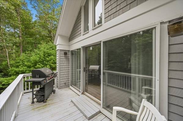 Falmouth, MA 02536,58 Coonamessett Circle