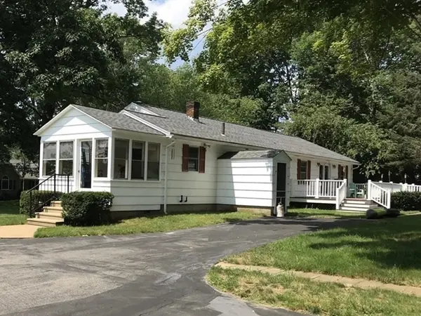 East Brookfield, MA 01515,729 Podunk Rd