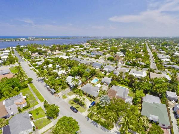 187 Auburn DR, Lake Worth Beach, FL 33460