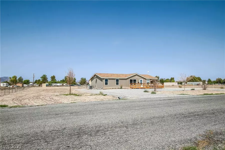 700 S Happy Lane, Pahrump, NV 89048