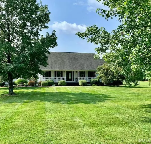 4370 E State Road 54, Bloomfield, IN 47424