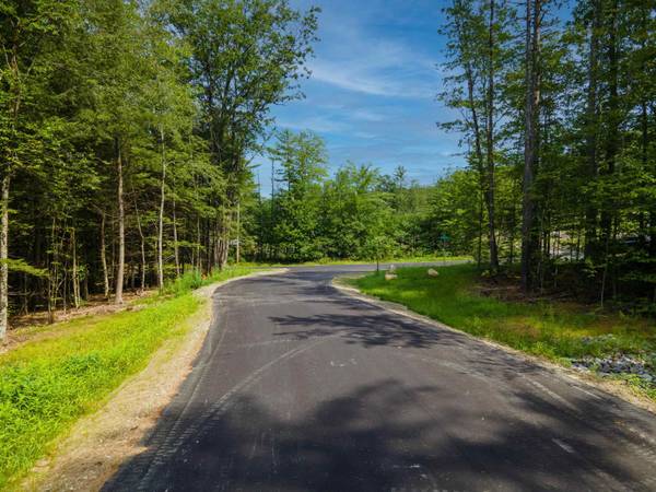 Lot 1 Pleasant Place DR, Holderness, NH 03245