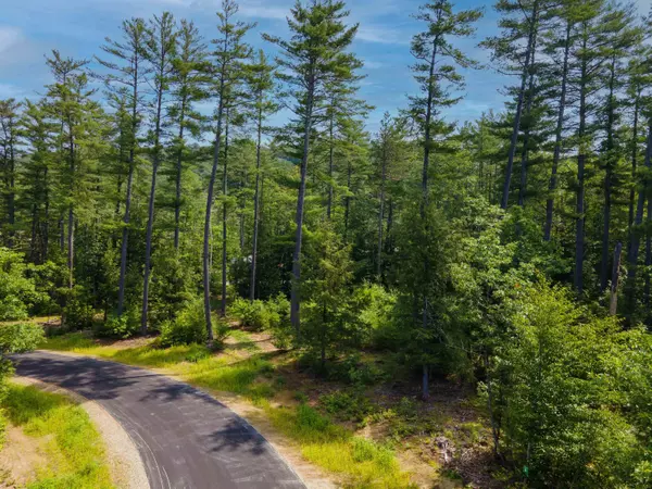 Lot 9 Pleasant Place DR, Holderness, NH 03245