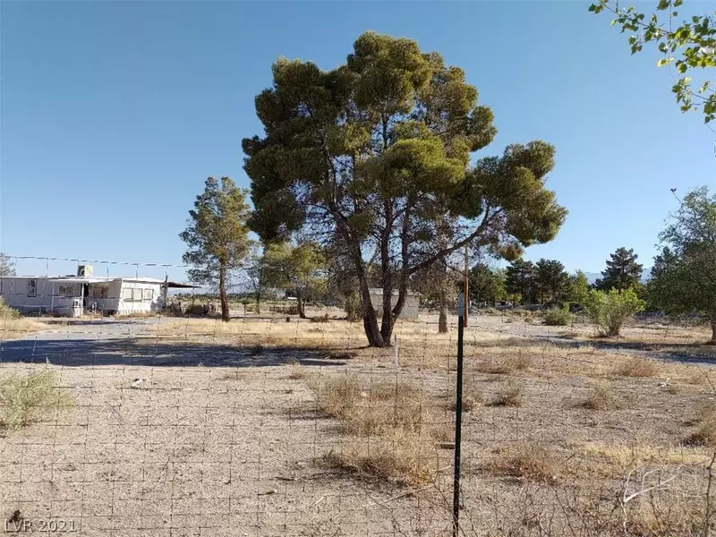 2710 Thousandaire Boulevard, Pahrump, NV 89048