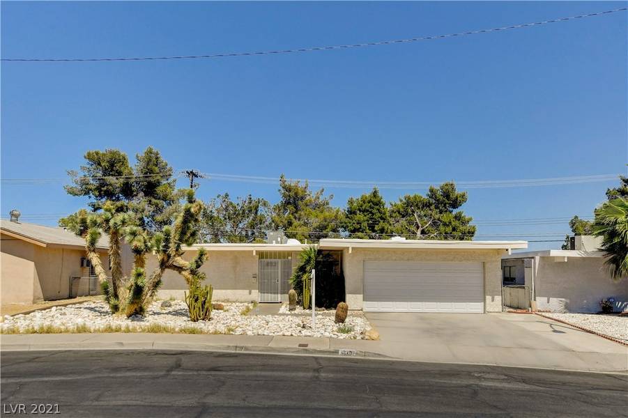 313 Falcon Lane, Las Vegas, NV 89107