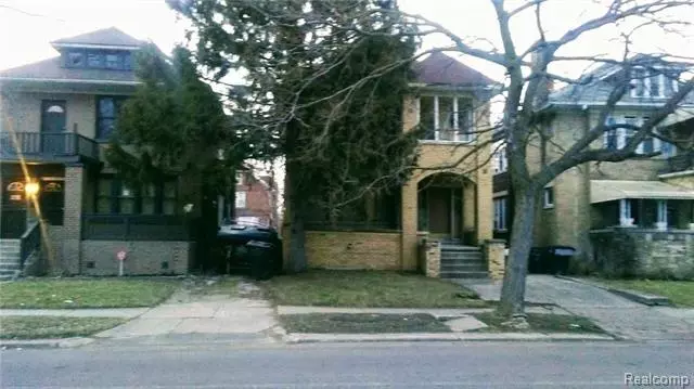 2284 W Philadelphia, Detroit, MI 48206