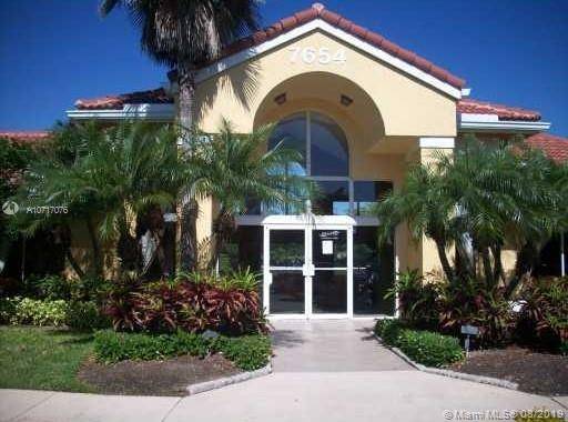 Tamarac, FL 33321,7650 Westwood Dr #525