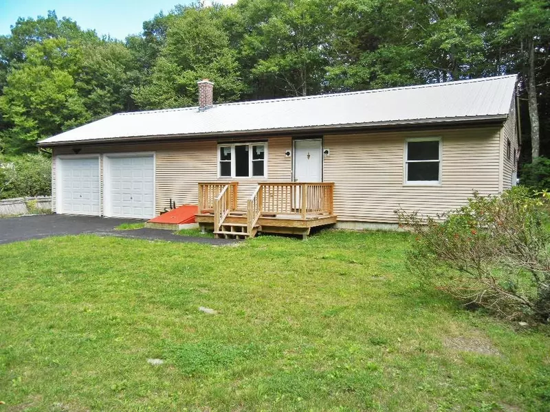 13 South Chesterfield Road, Goshen, MA 01032