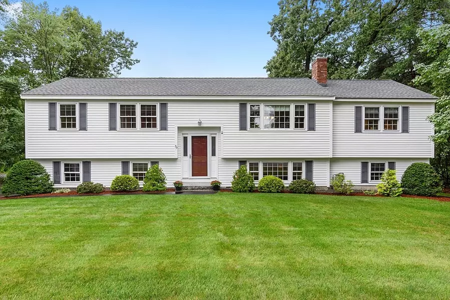 59 Concord Road, Westford, MA 01886