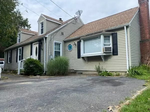 124 Point Grove Rd, Southwick, MA 01077