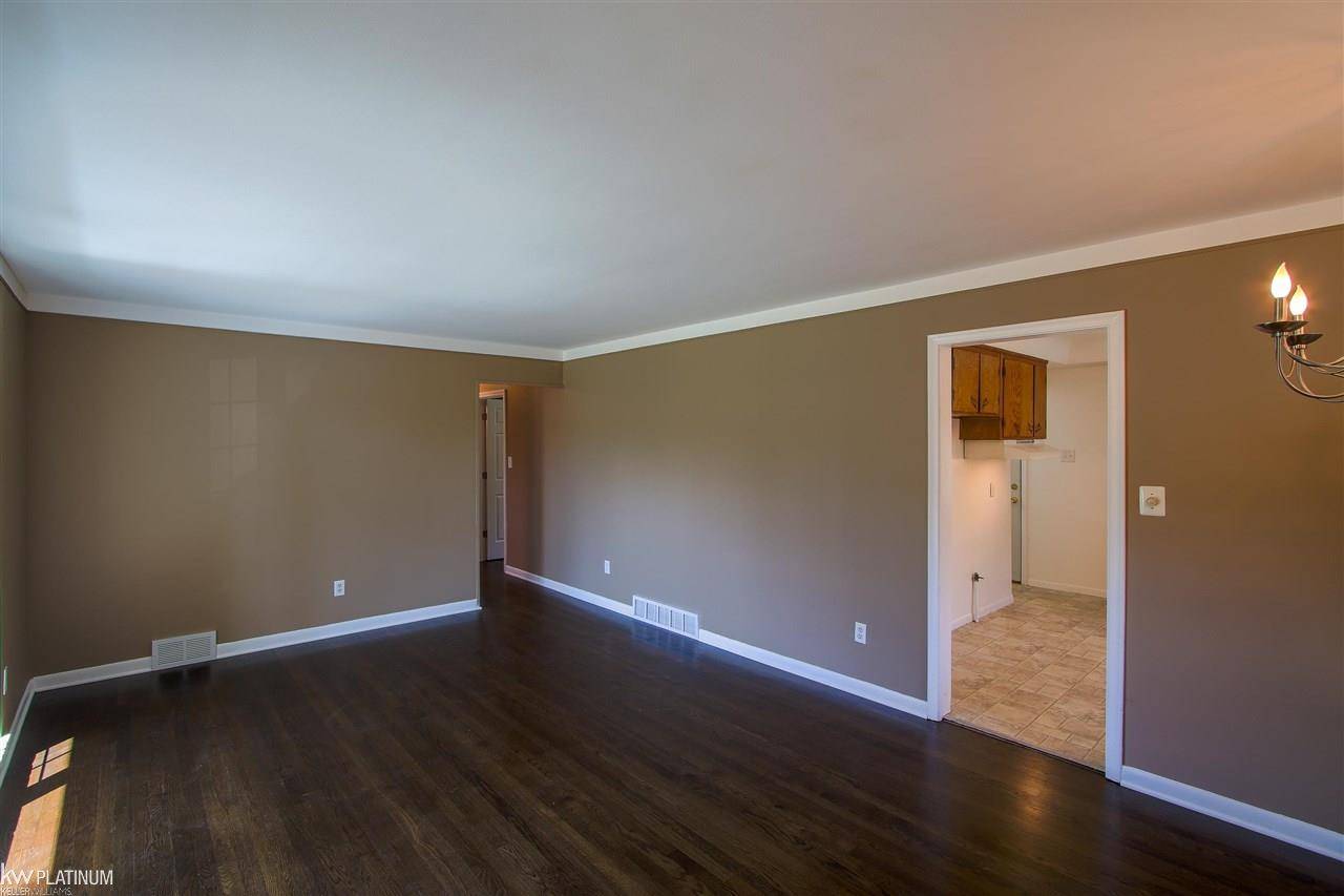 Warren, MI 48092,32750 Grinsell