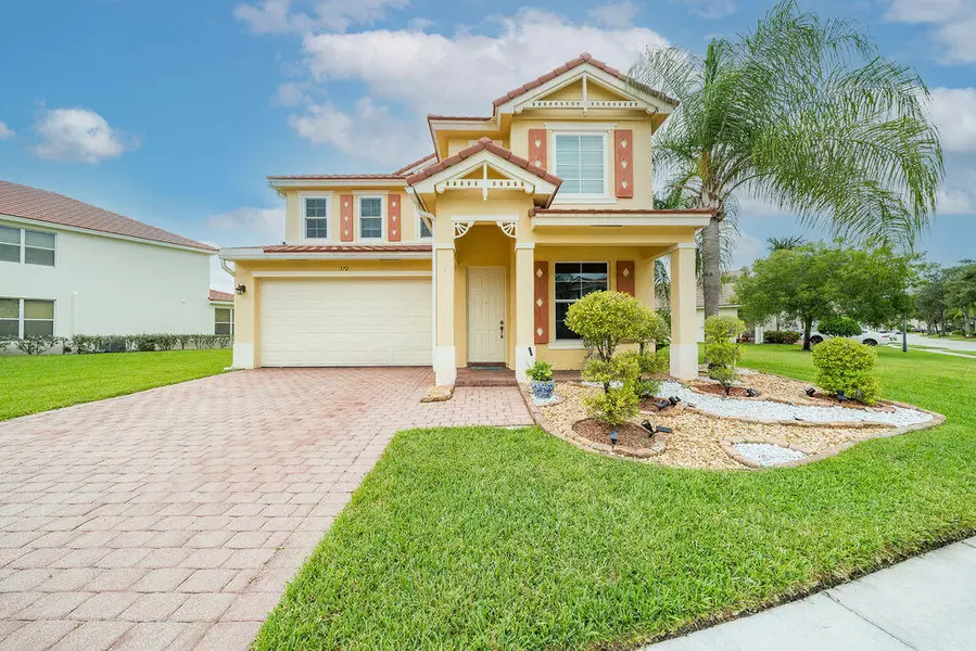 372 Belle Grove LN, Royal Palm Beach, FL 33411