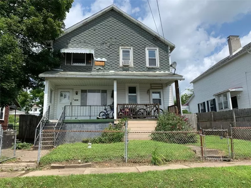 429 FIRST STREET, Vestaburg, PA 15368