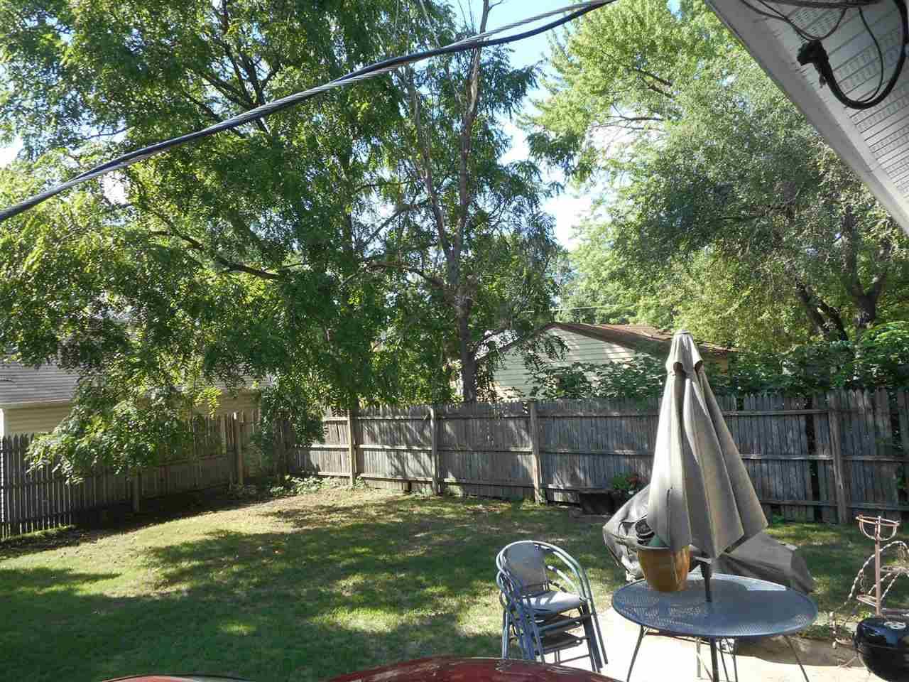 Beloit, WI 53511,958 Moore St