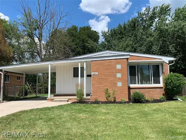 St. Clair Shores, MI 48080,22943 SAINT JOAN ST